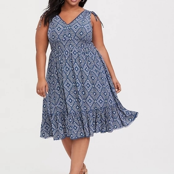 Torrid Blue Medallion Midi Dress - Picture 2 of 6